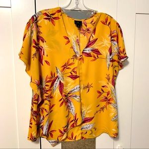 Worthington Bright Yellow Floral Top!